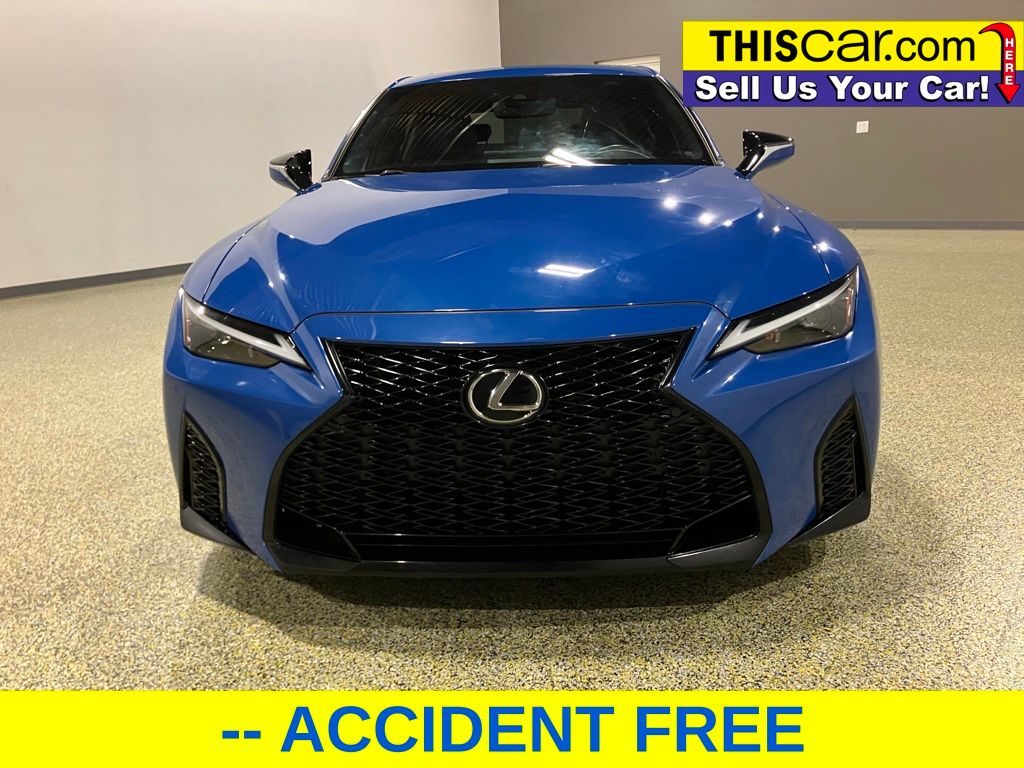 2023 Lexus IS 350 F SPORT photo 2