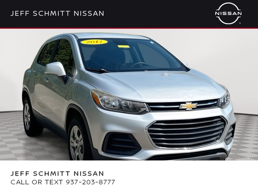 Silver Ice Metallic 2017 Chevrolet Trax LS FWD SUV / Crossover Front-Wheel Drive 6-Speed Automatic