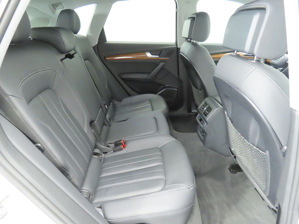 Thumbnail: 2023 Audi Q5 - 22