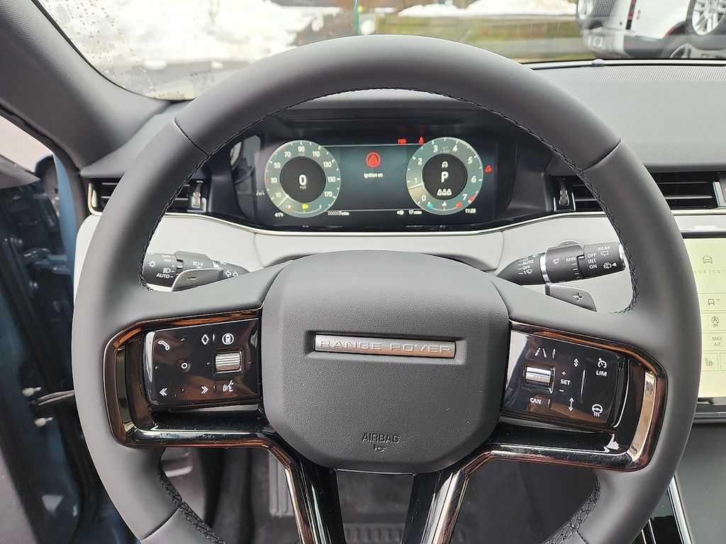 Thumbnail: 2026 Land Rover Range Rover Evoque - 9