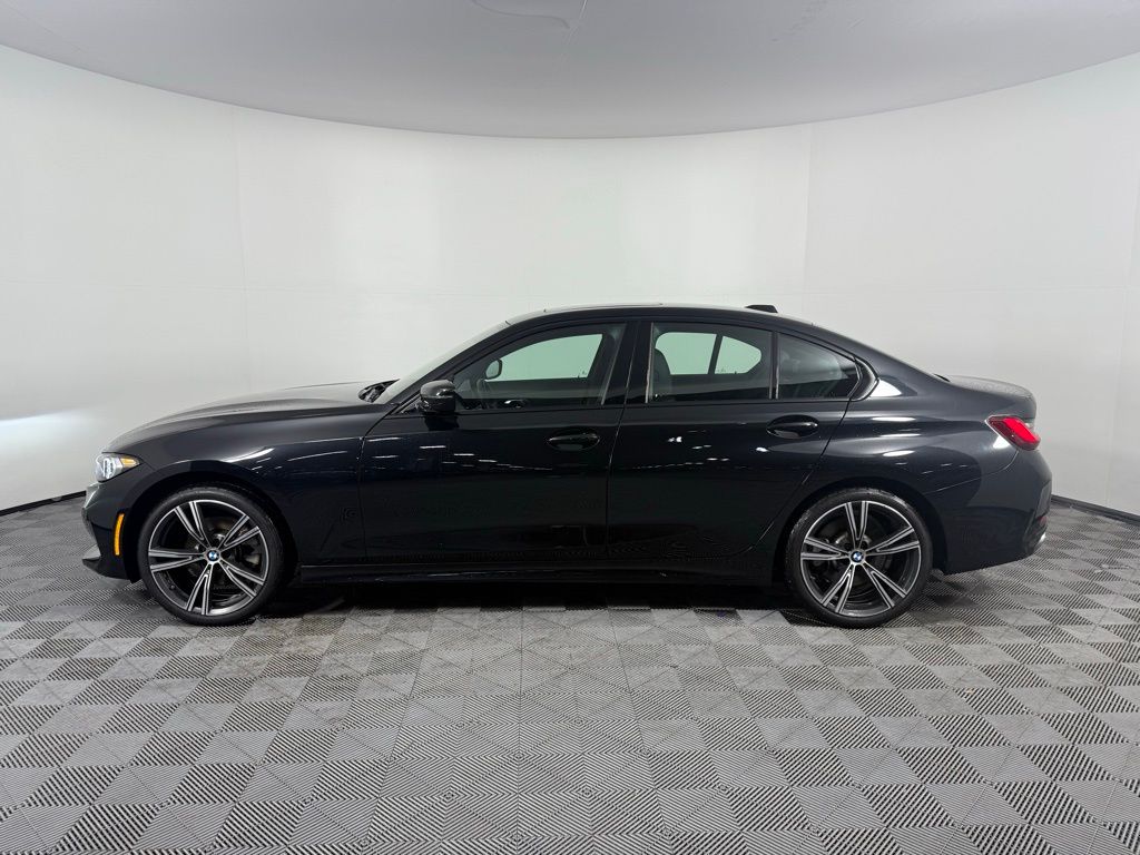 Thumbnail: 2023 BMW 3 Series - 8