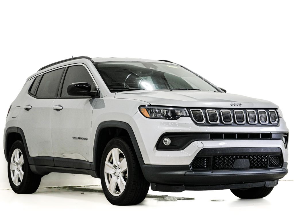 Billet Silver Metallic Clearcoat 2022 Jeep Compass SUV / Crossover Four-Wheel Drive 9-Speed Automatic