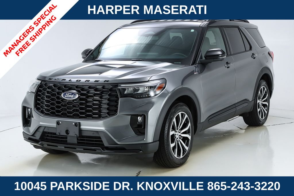 Carbonized Gray Metallic 2026 Ford Explorer SUV / Crossover Rear-Wheel Drive Automatic