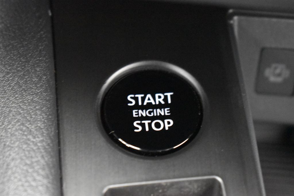 Thumbnail: 2026 Nissan Kicks - 21