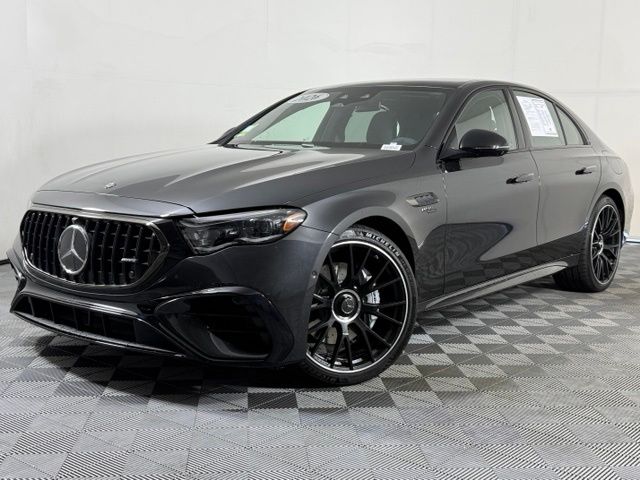 2026 Mercedes-Benz E-Class Gris (Graphite Gray Metallic) Sedán Tracción en las cuatro ruedas 9 velocidades Automática