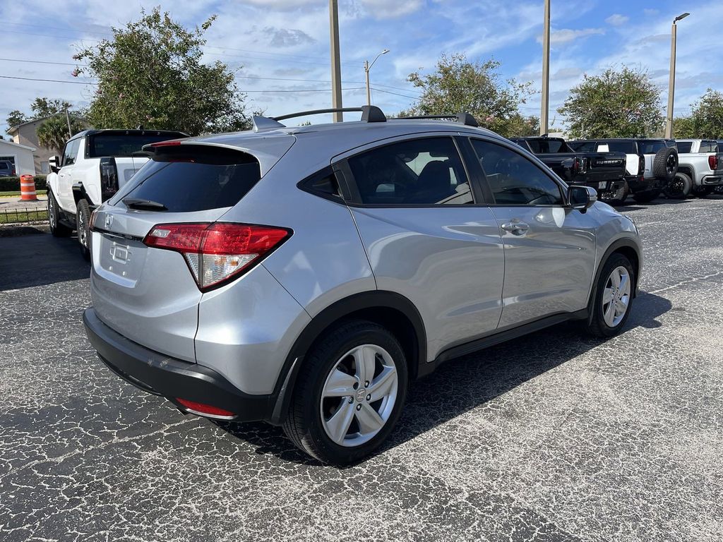 2019 Honda HR-V EX 5