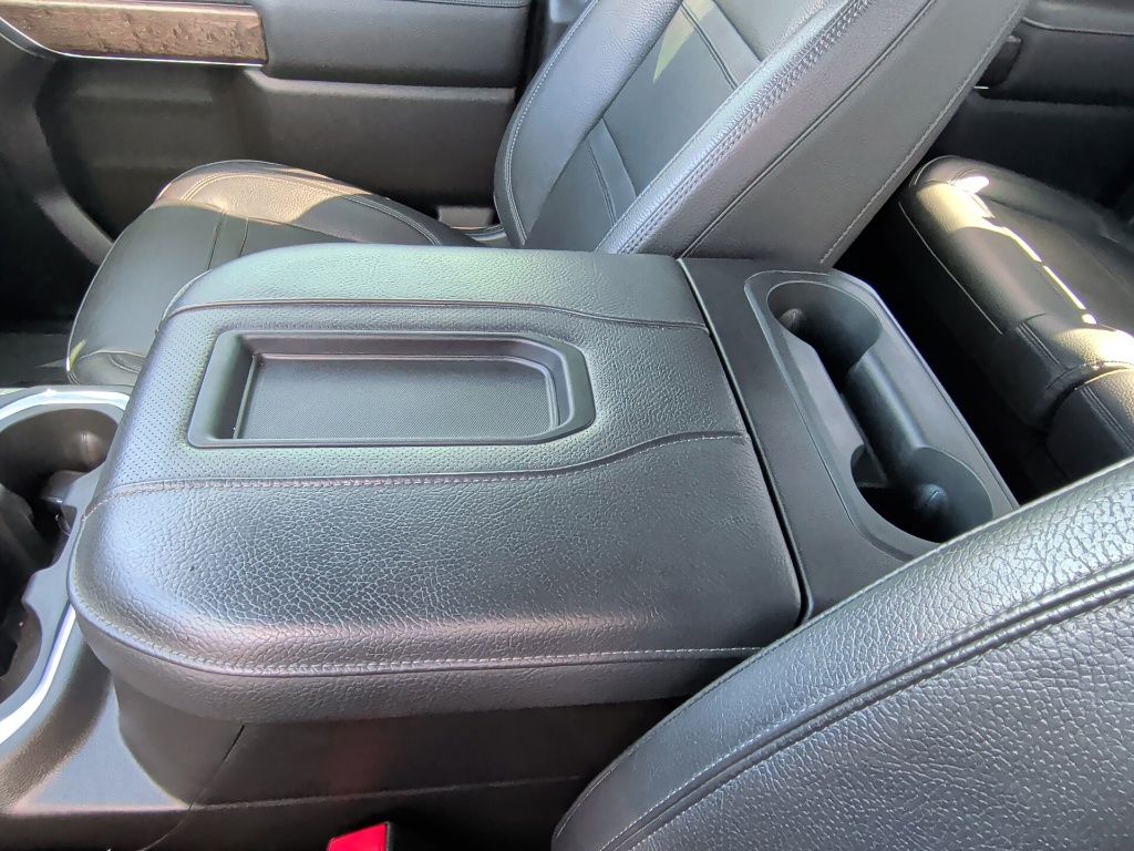 2022 GMC Sierra 2500HD Denali Black at AutoSavvy Houston Northwest