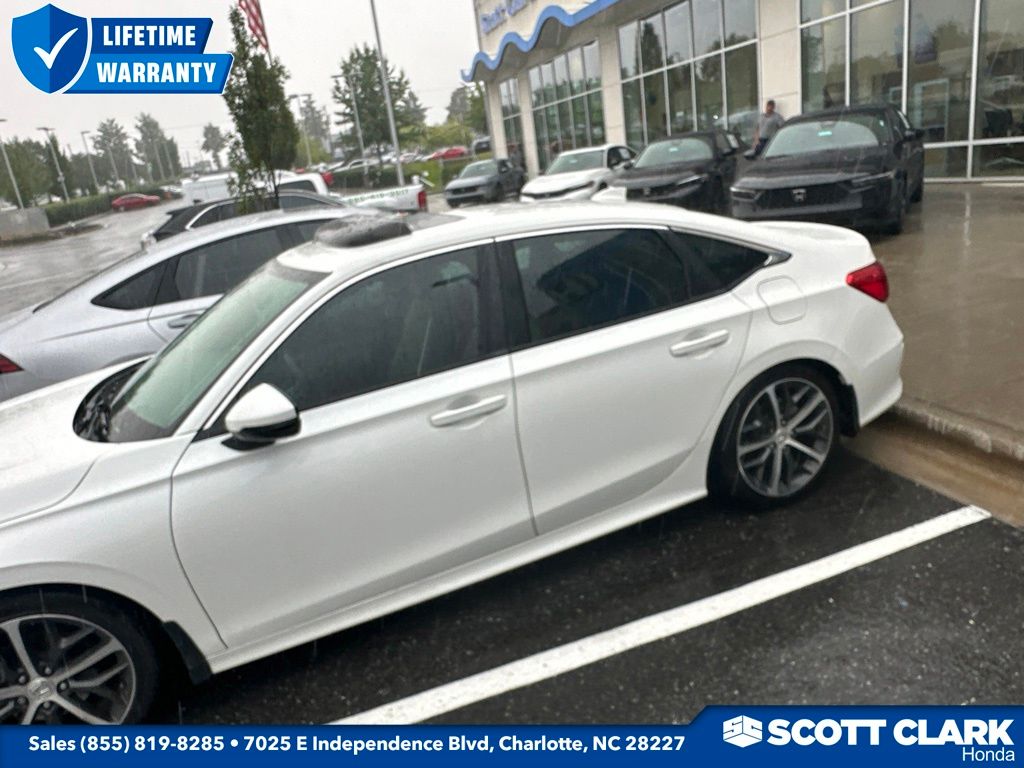 2024 Honda Civic Touring