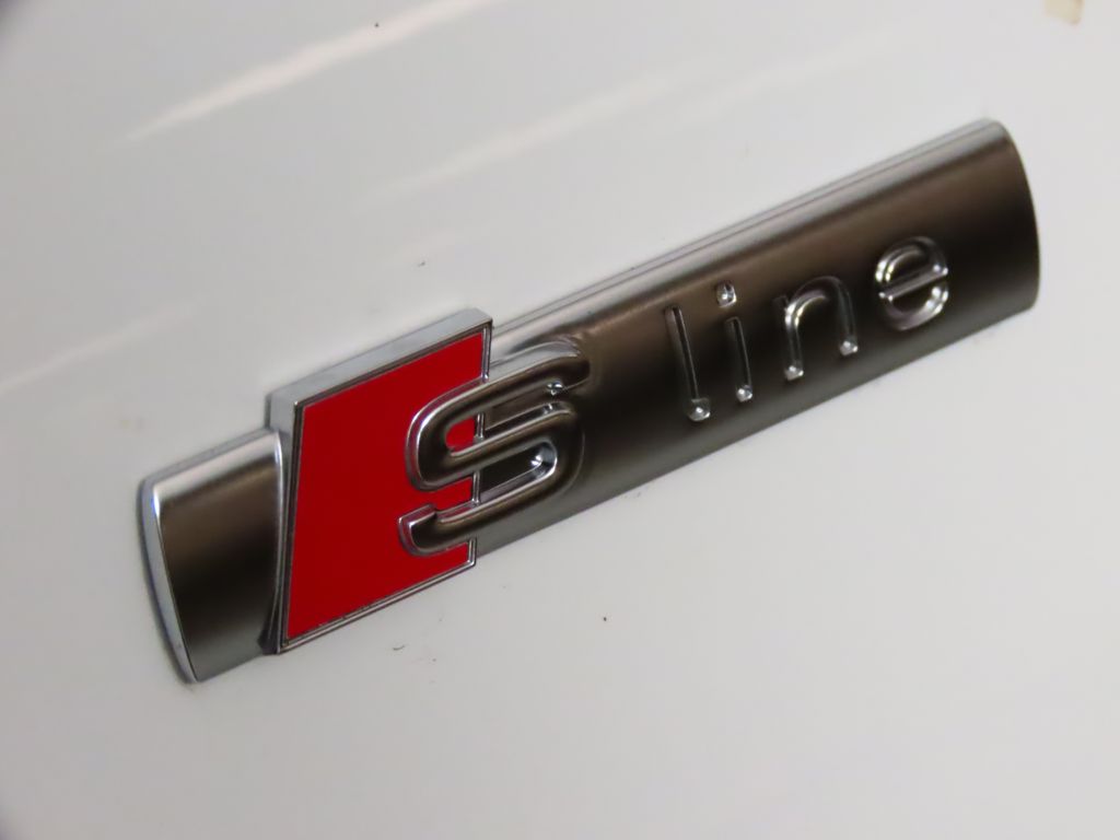 Thumbnail: 2025 Audi Q5 - 11