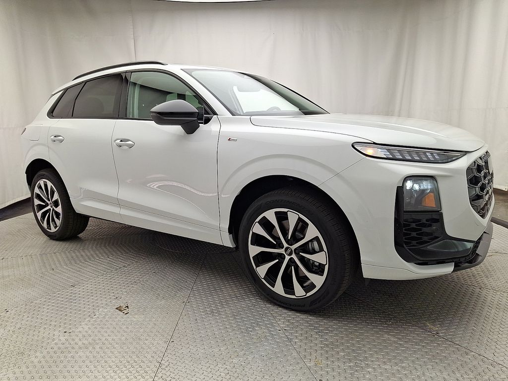Thumbnail: 2026 Audi Q3 - 2