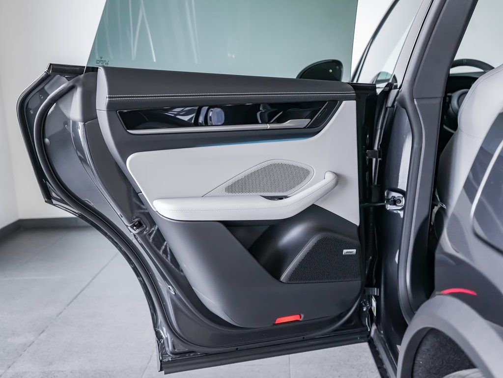 New 2026  Porsche 4S image 23