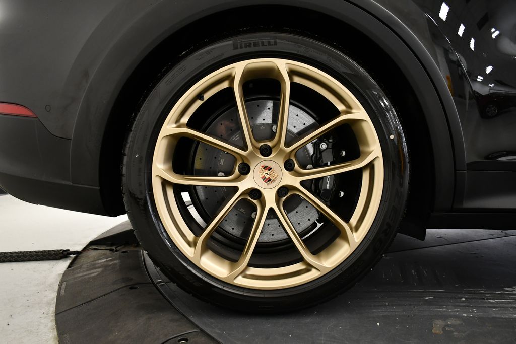 Thumbnail: 2026 Porsche  - 17