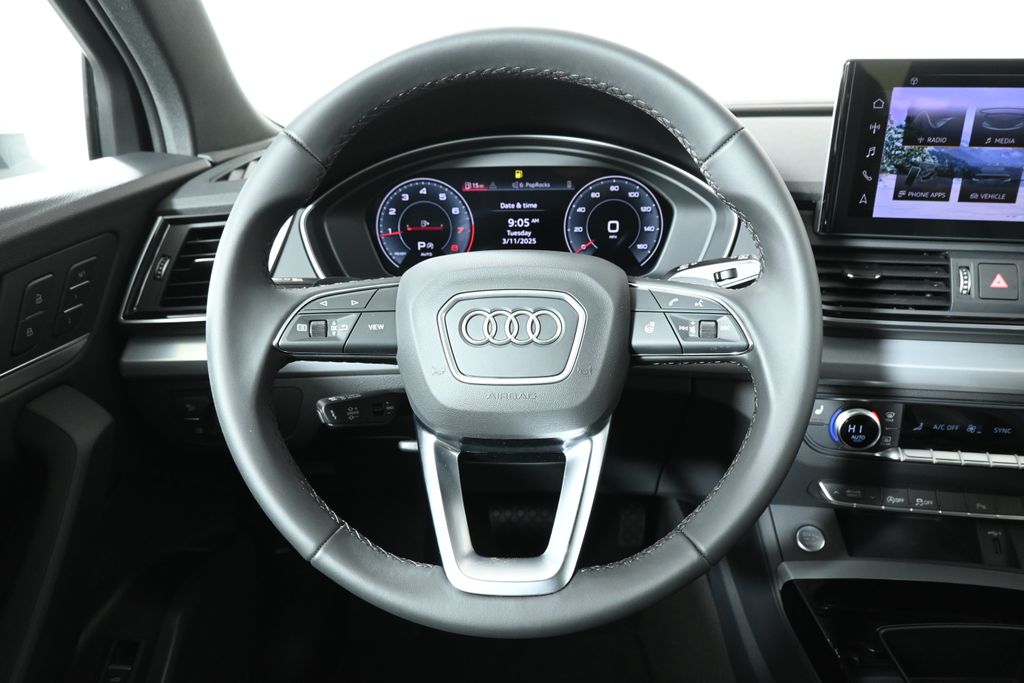 2025 Audi Q5  13