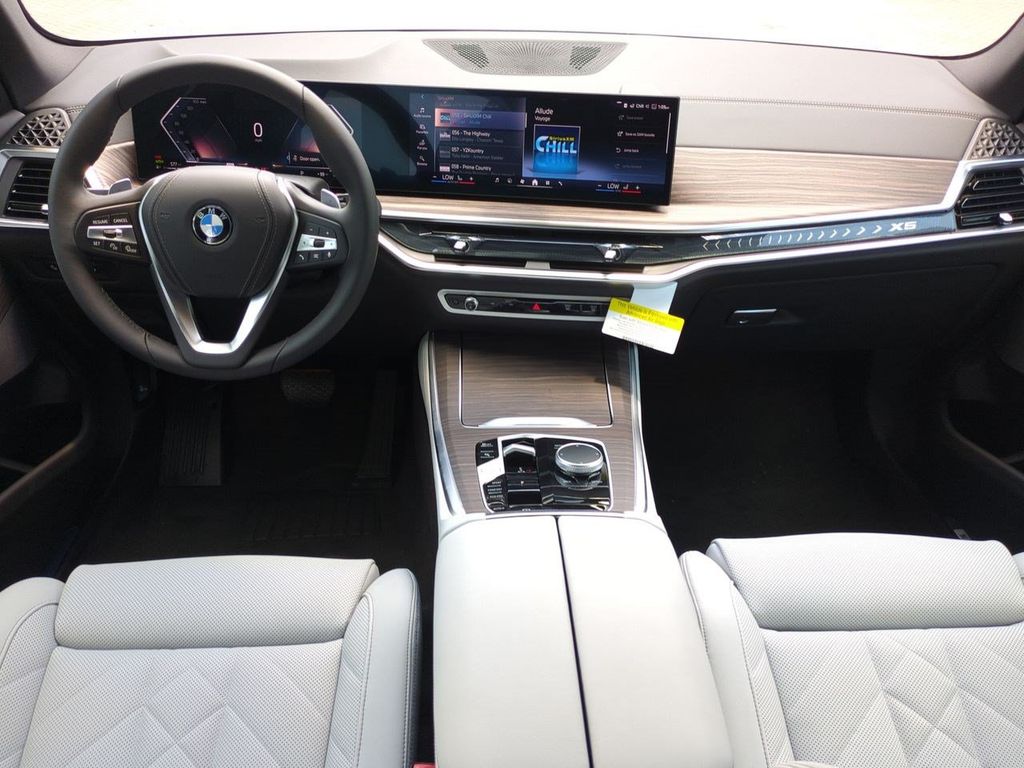 New 2026 White BMW sDrive40i image 15