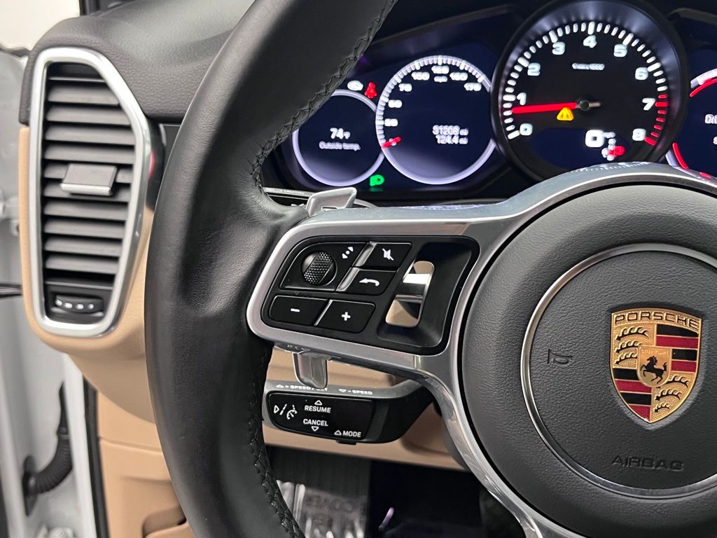 2022 Porsche Cayenne  13