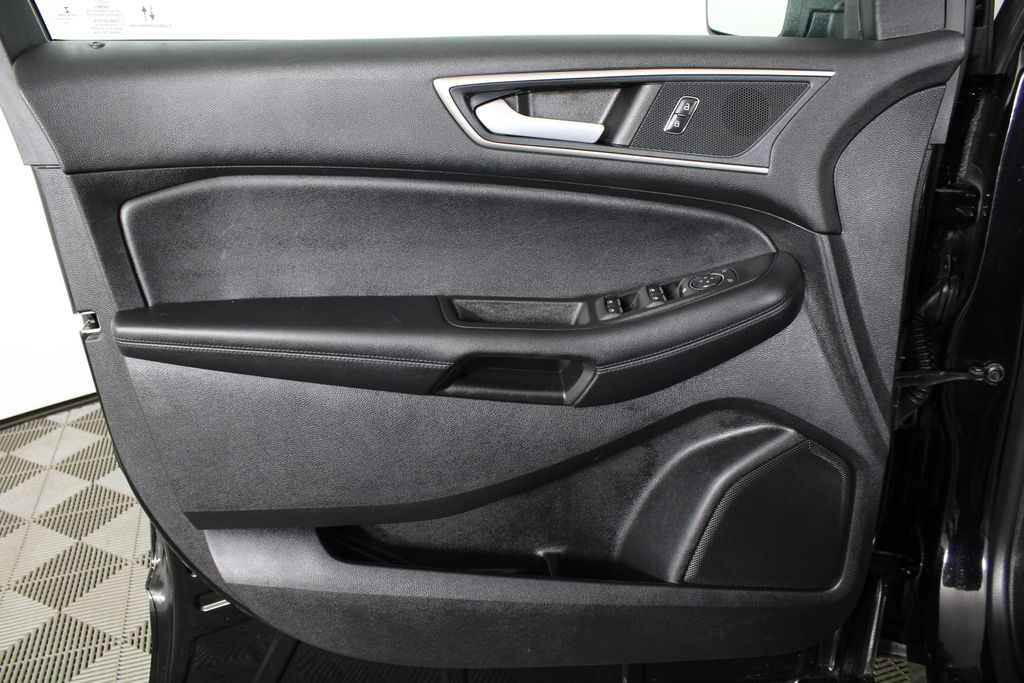Used 2021 Ford Edge for sale in 