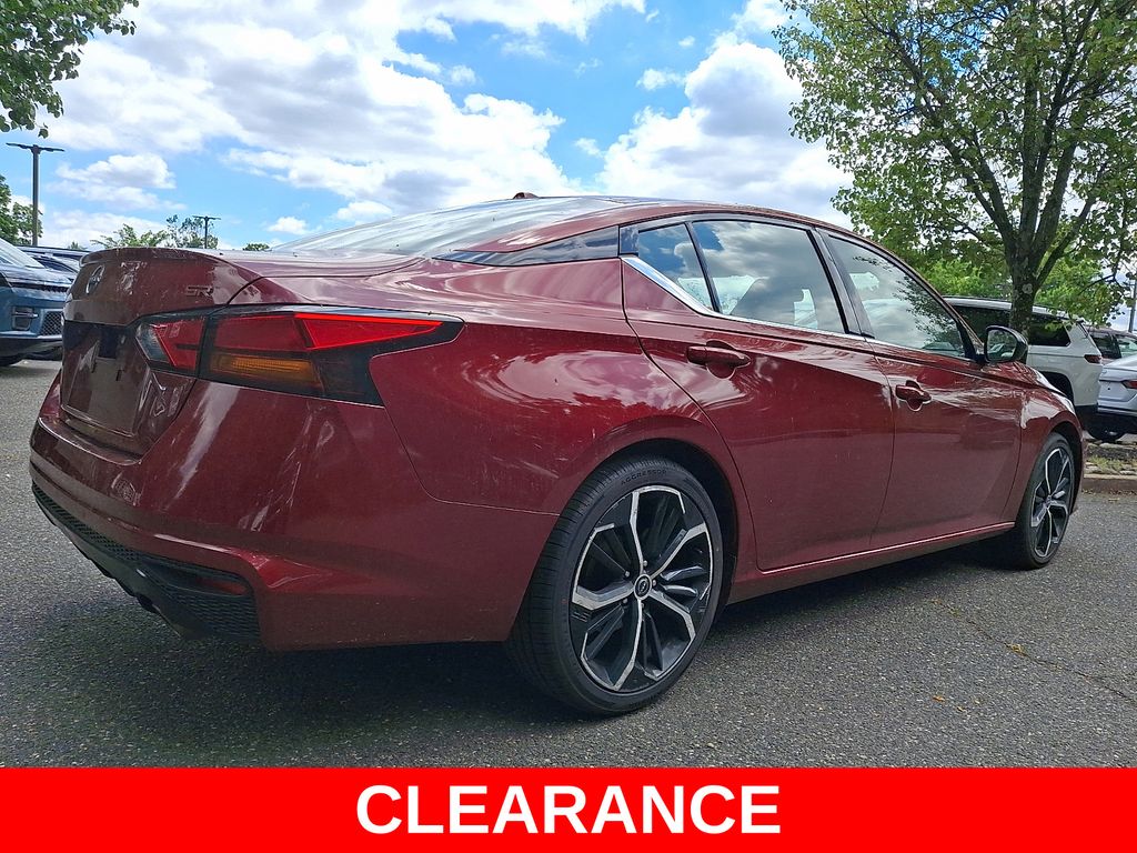 Used 2024 Nissan Altima Sedan