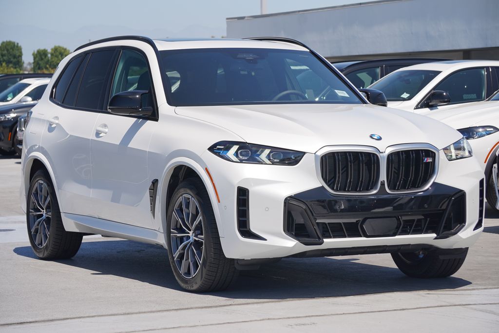 2025 BMW X5 M60i 3