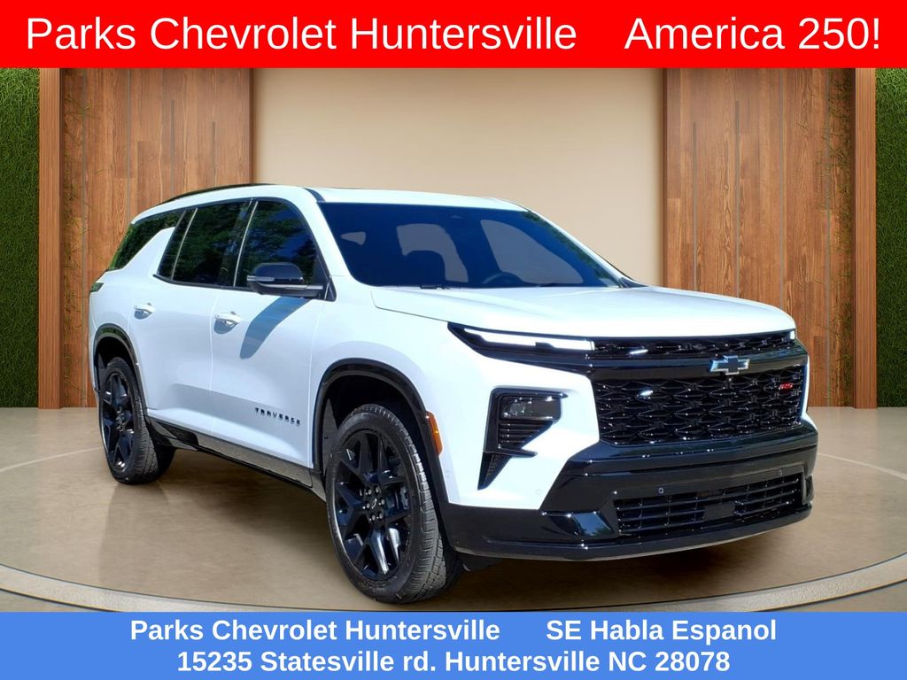Polar White Tricoat 2026 Chevrolet Traverse SUV / Crossover Front-Wheel Drive 8-Speed Automatic