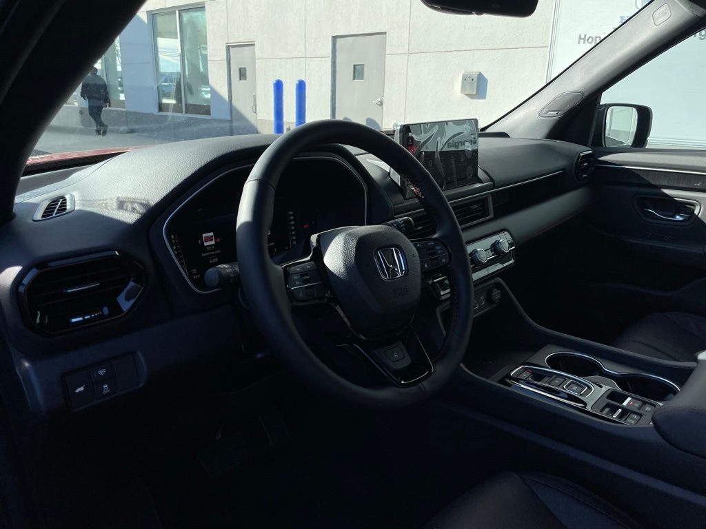 Thumbnail: 2025 Honda Pilot - 28