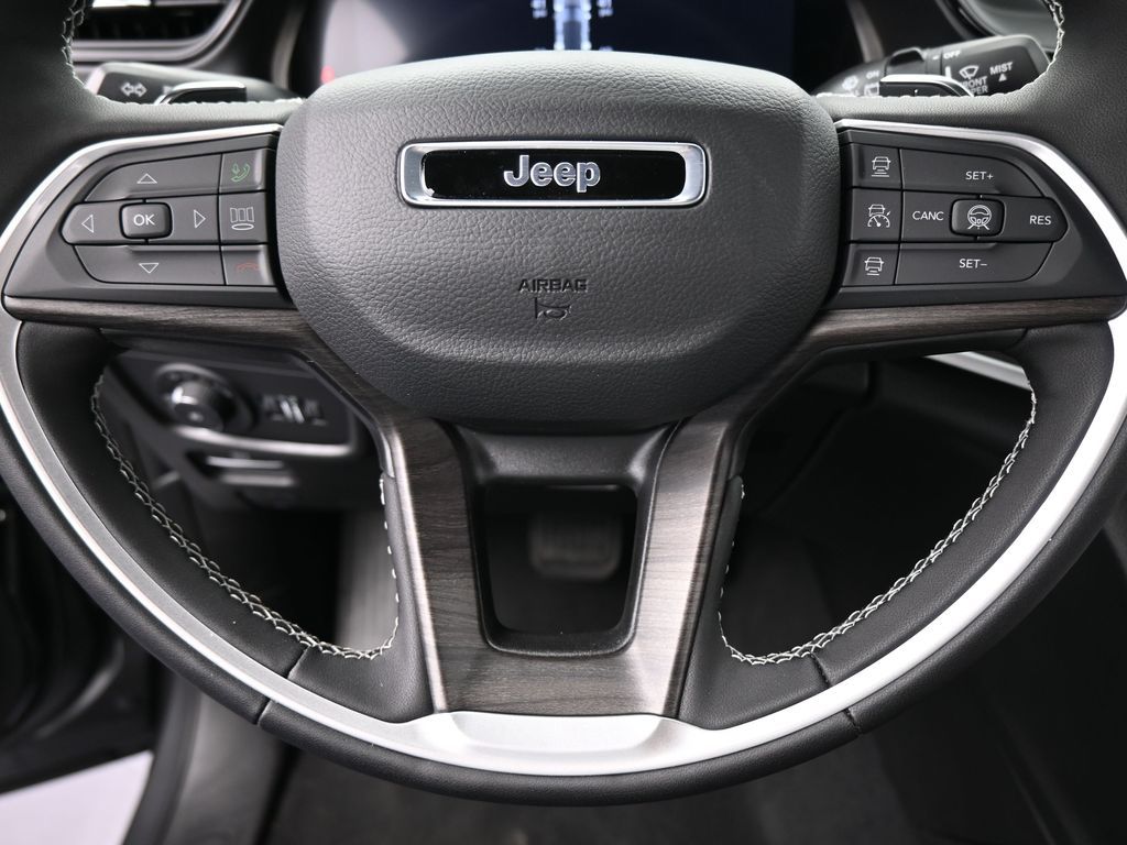 New 2026 Baltic Gray Metallic Clearcoat Jeep Limited image 25