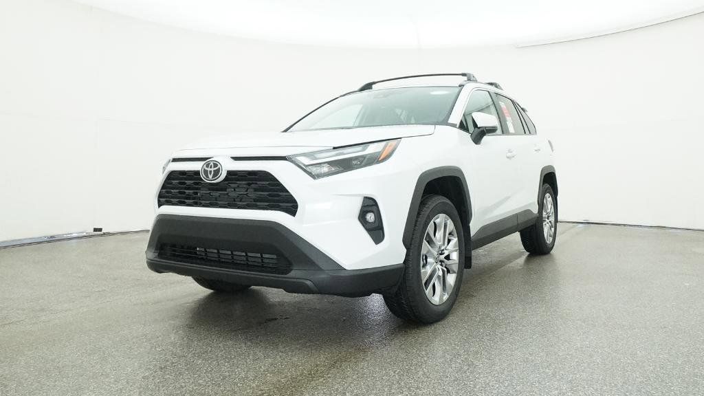 Thumbnail: 2025 Toyota RAV4 - 16