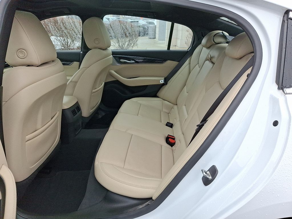 Thumbnail: 2023 Cadillac CT5 - 10