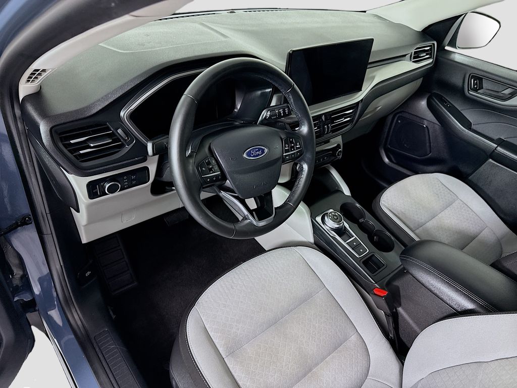 Thumbnail: 2024 Ford Escape - 9