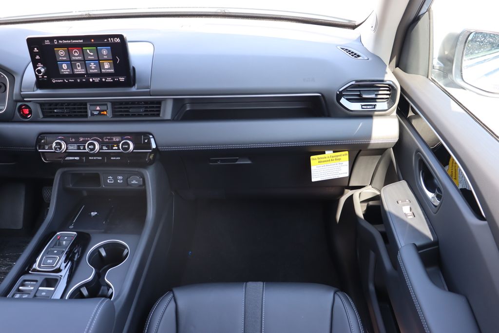 Thumbnail: 2025 Honda Pilot - 18