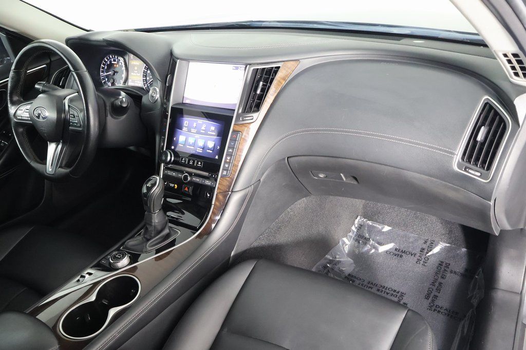 Thumbnail: 2019 INFINITI Q50 - 9