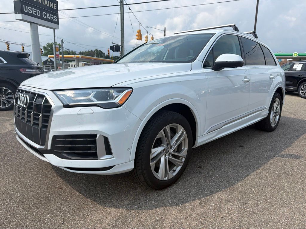 Glacier White Metallic 2021 Audi Q7 SUV / Crossover All-Wheel Drive 8-Speed Automatic