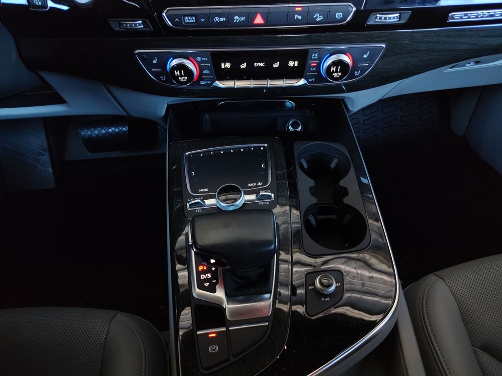 Used Car 2019 Audi Q7  55 Se Premium Plus For Sale Under $20,000 In Austin, Texas