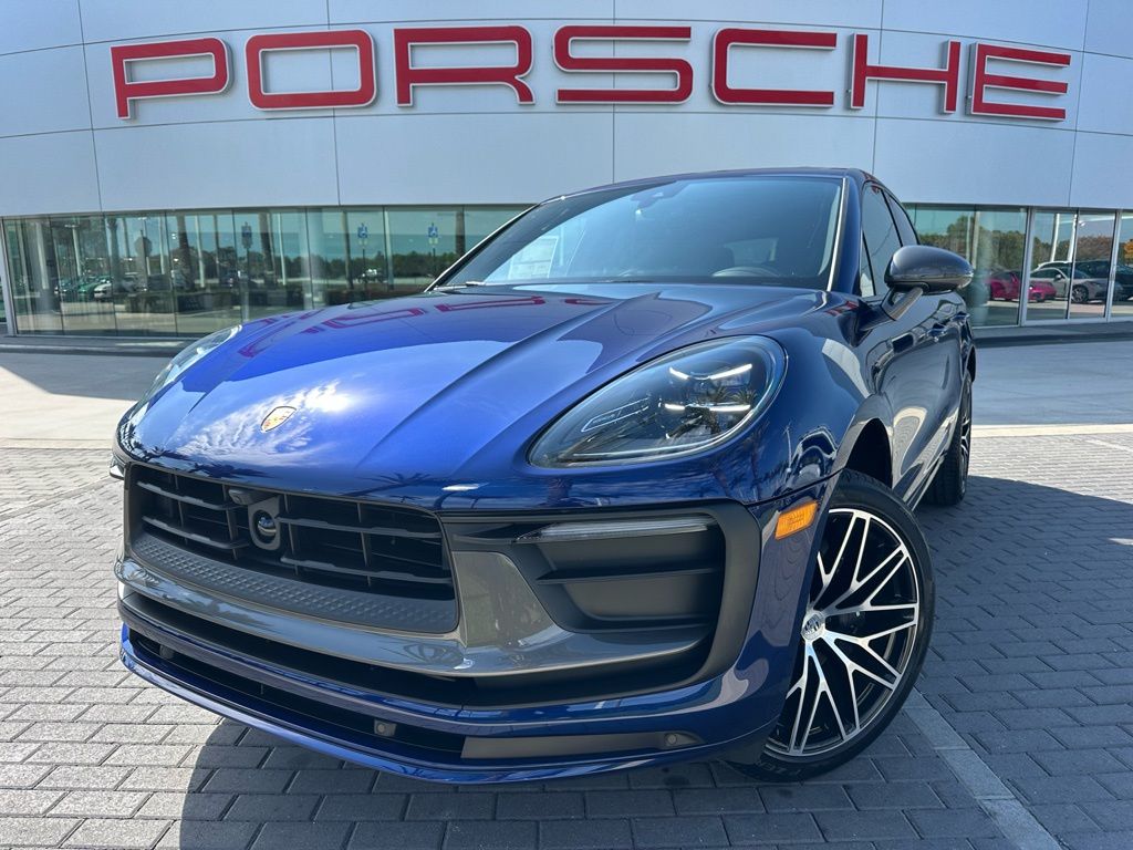 Thumbnail: 2026 Porsche Macan - 1