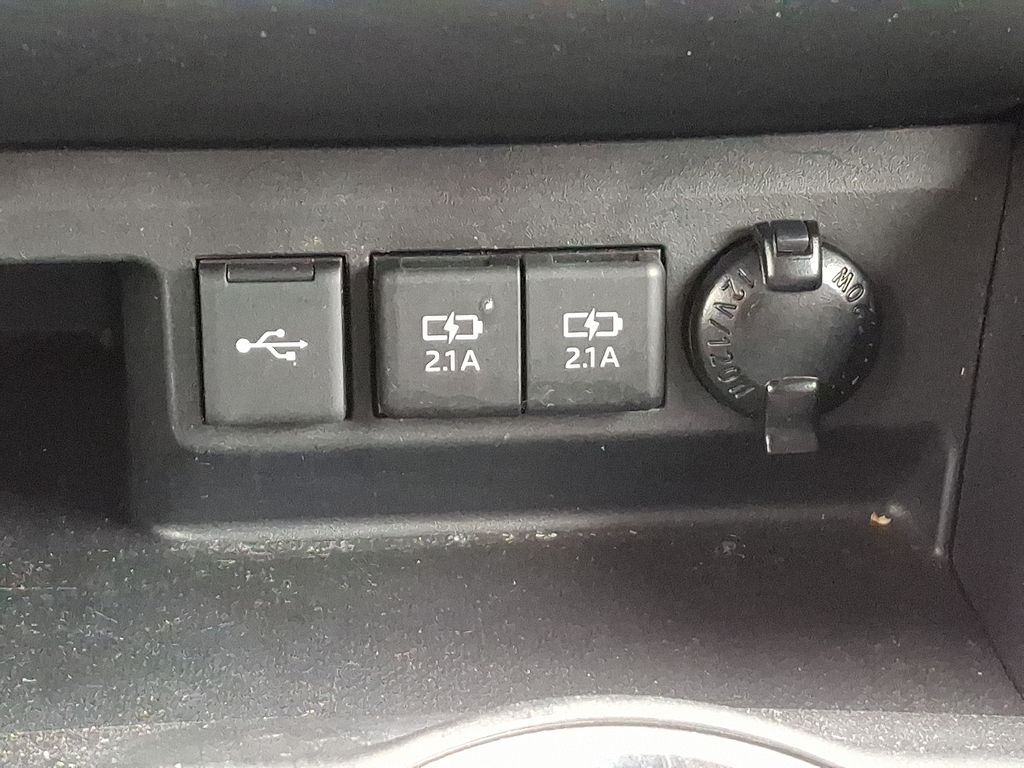 Thumbnail: 2021 Toyota Highlander - 26