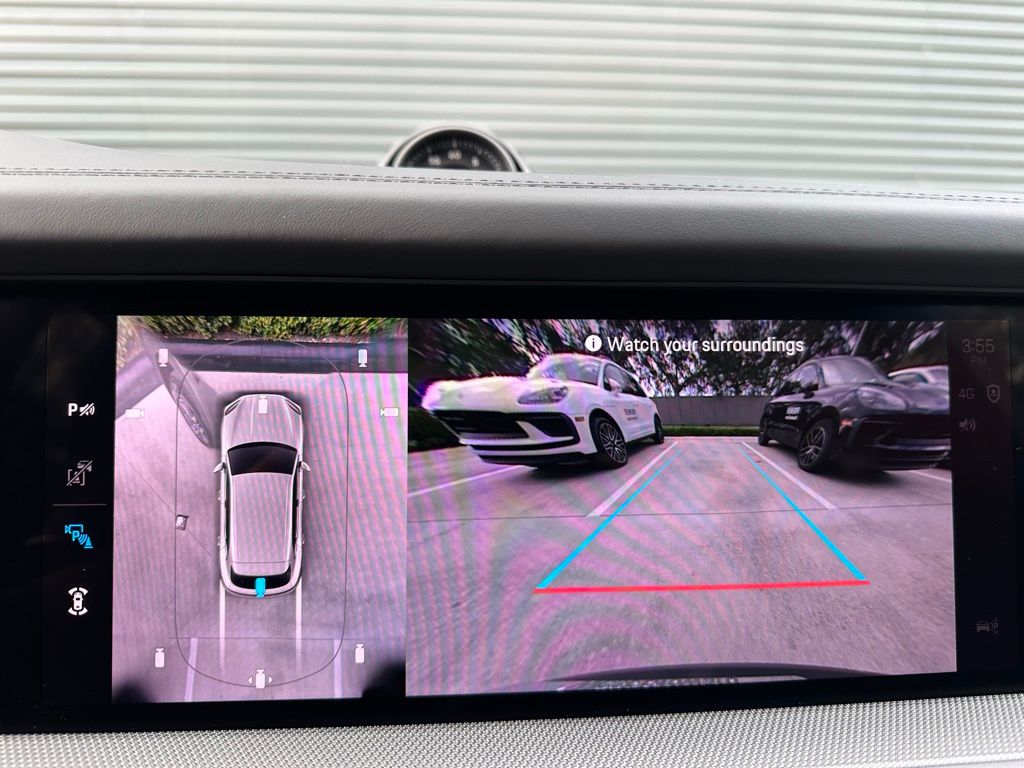 Thumbnail: 2026 Porsche Cayenne - 30