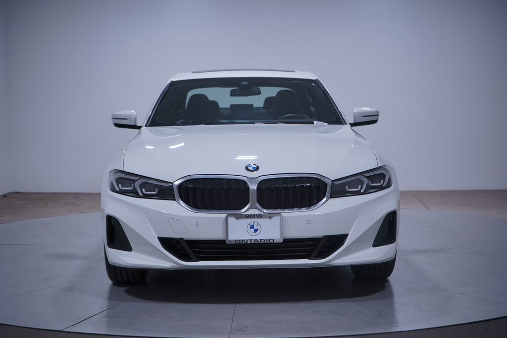 Thumbnail: 2023 BMW 3 Series - 4