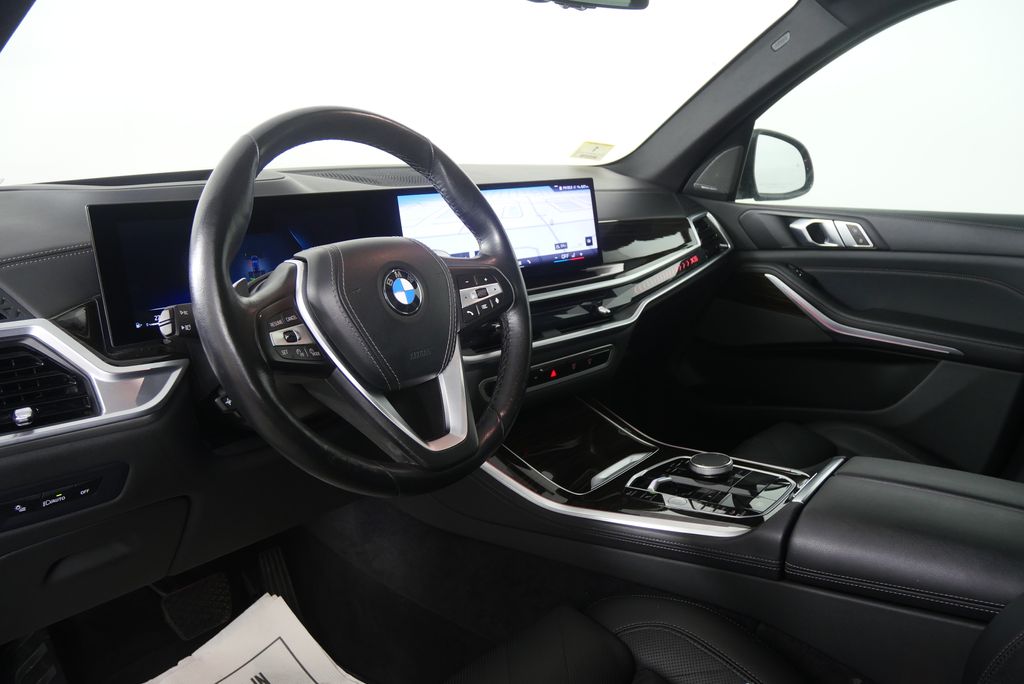 Thumbnail: 2024 BMW X5 - 13