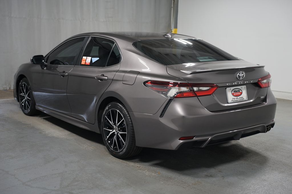 2024 Toyota Camry SE 6