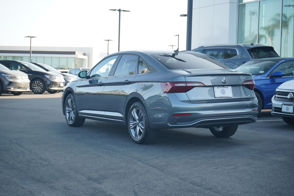 2024 Volkswagen Jetta 1.5T SE 3