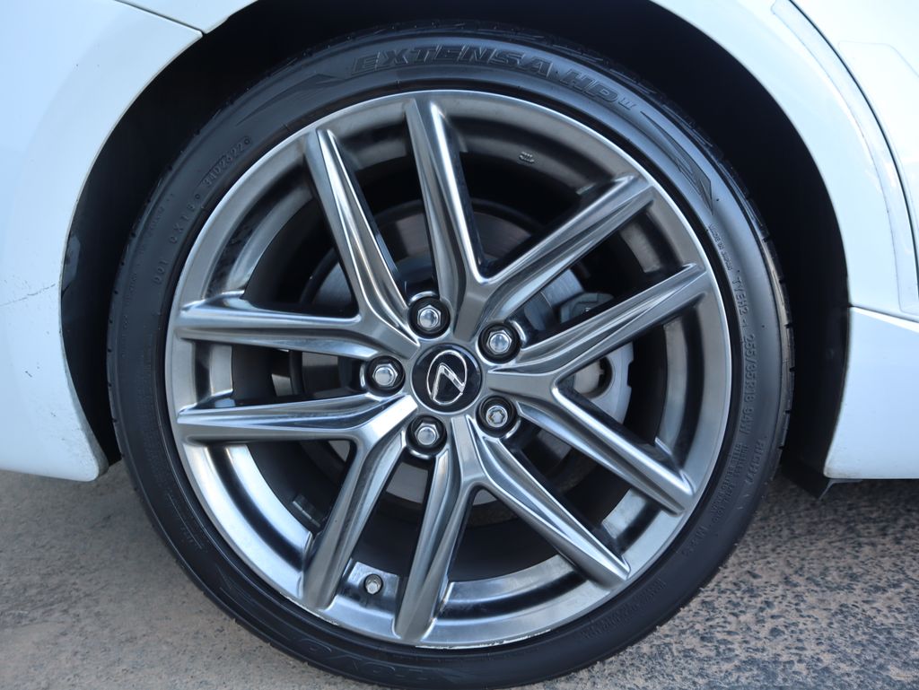 Thumbnail: 2014 Lexus IS - 16