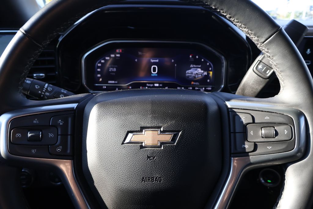 Thumbnail: 2024 Chevrolet Silverado 1500 - 19