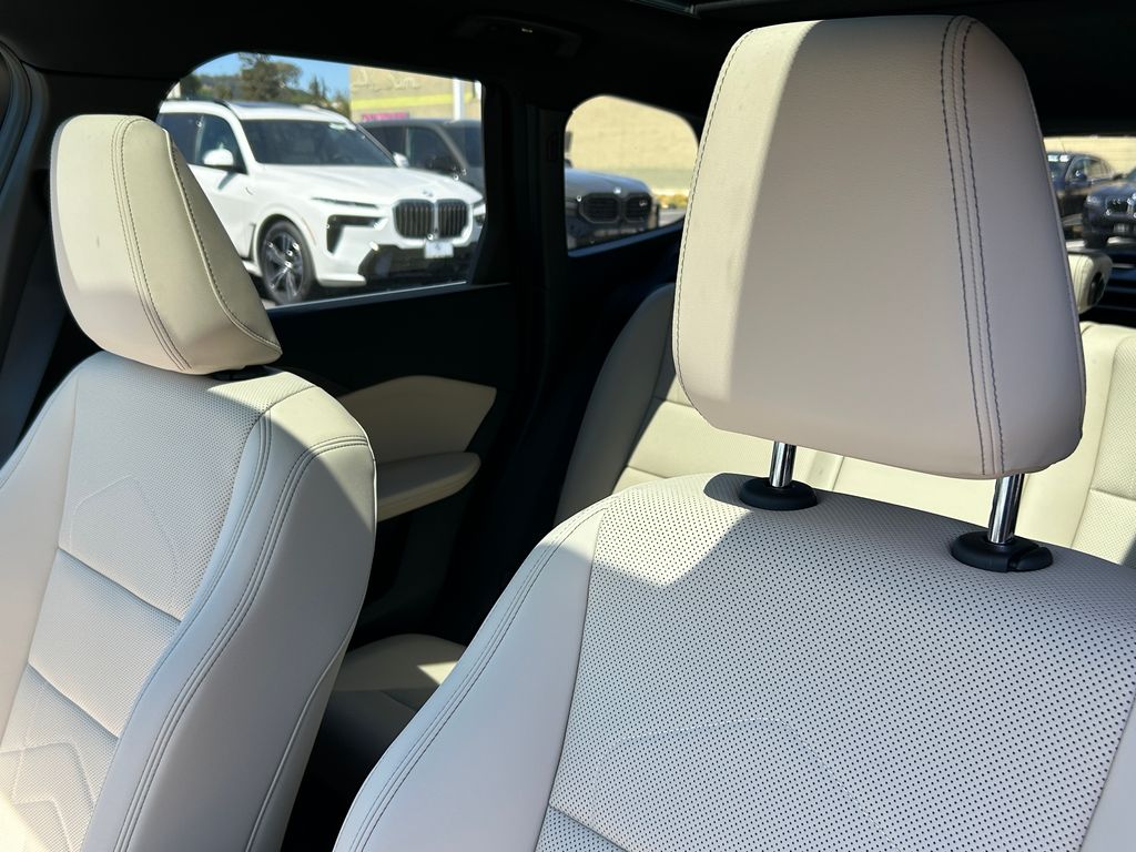 2025 BMW X1 xDrive28i 14