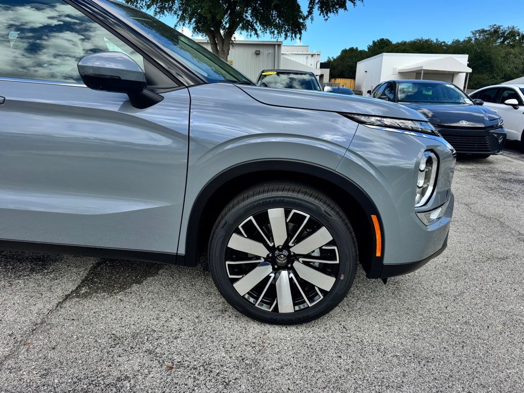 New 2026 Mitsubishi Outlander SUV