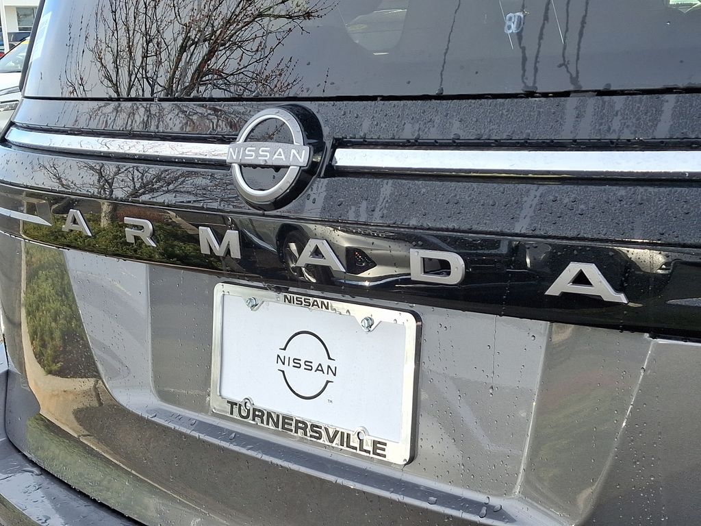2025 Nissan Armada SV 11