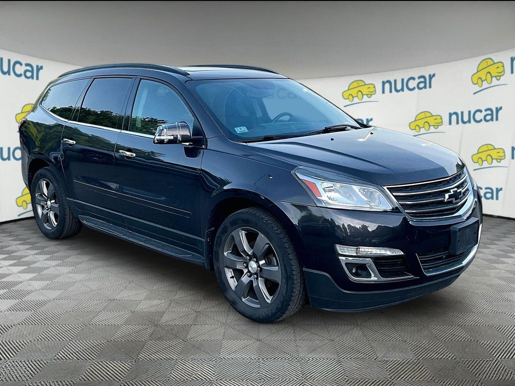 Gray (Tungsten Metallic) 2017 Chevrolet Traverse 2LT AWD SUV / Crossover All-Wheel Drive 6-Speed Automatic