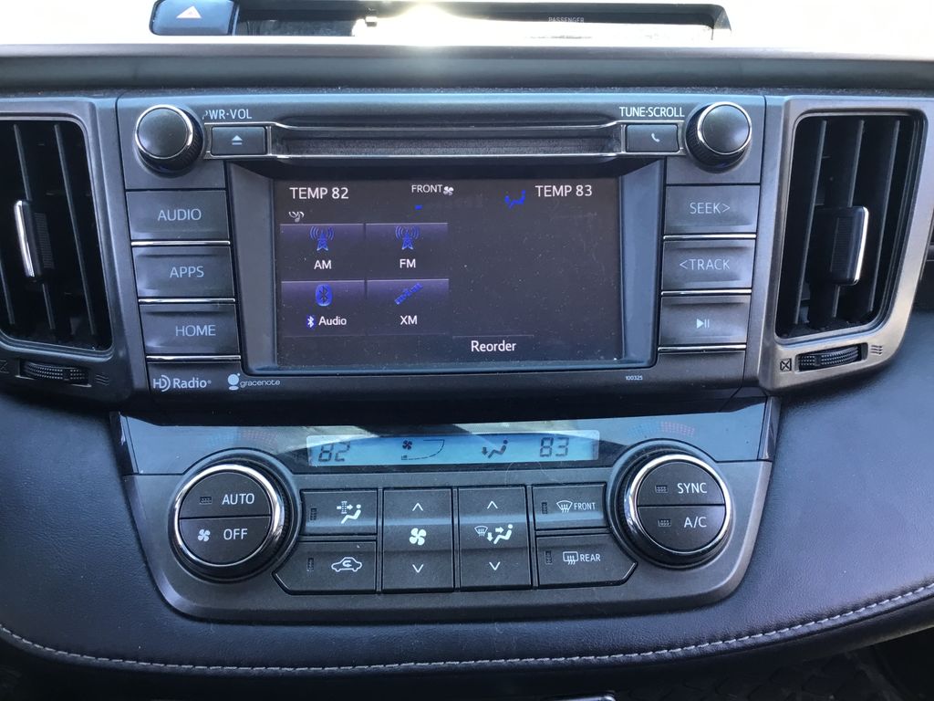 Thumbnail: 2014 Toyota RAV4 - 12