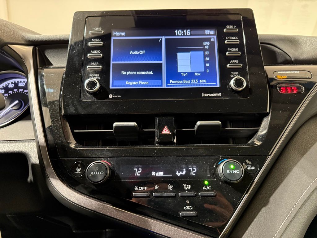 Thumbnail: 2024 Toyota Camry - 24