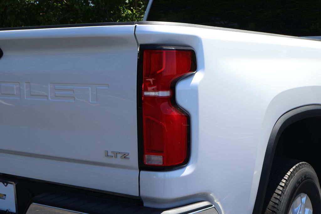 Thumbnail: 2024 Chevrolet Silverado 2500 - 10