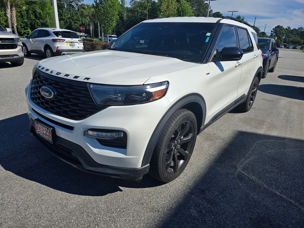2023 Ford Explorer ST-Line