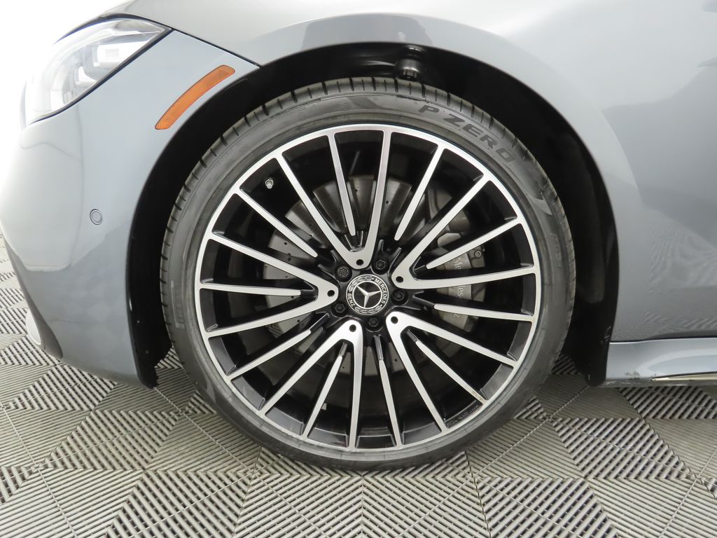 Thumbnail: 2023 Mercedes-Benz S-Class - 29